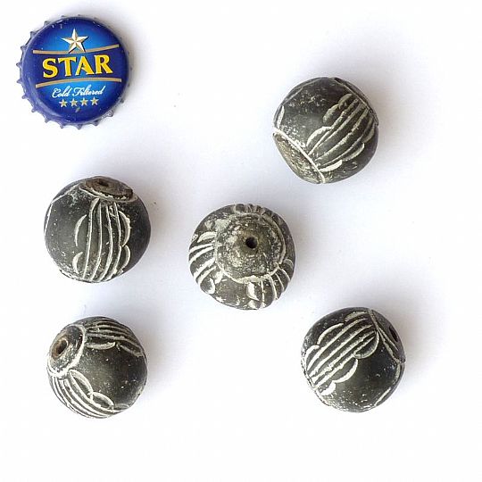 image for Black Clay - Extra Large